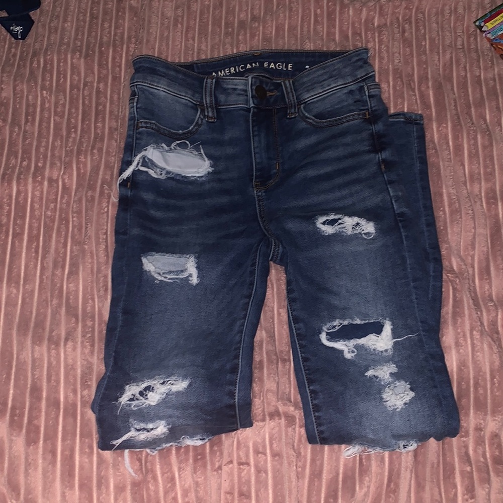 american eagle ripped jeans